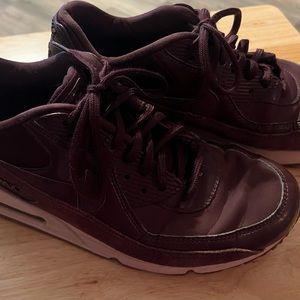 listing-status-banner